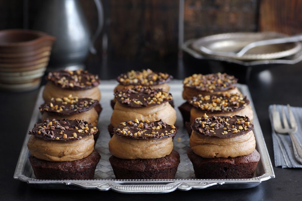 Chocolate Cupcakes with Hazelnut Cream