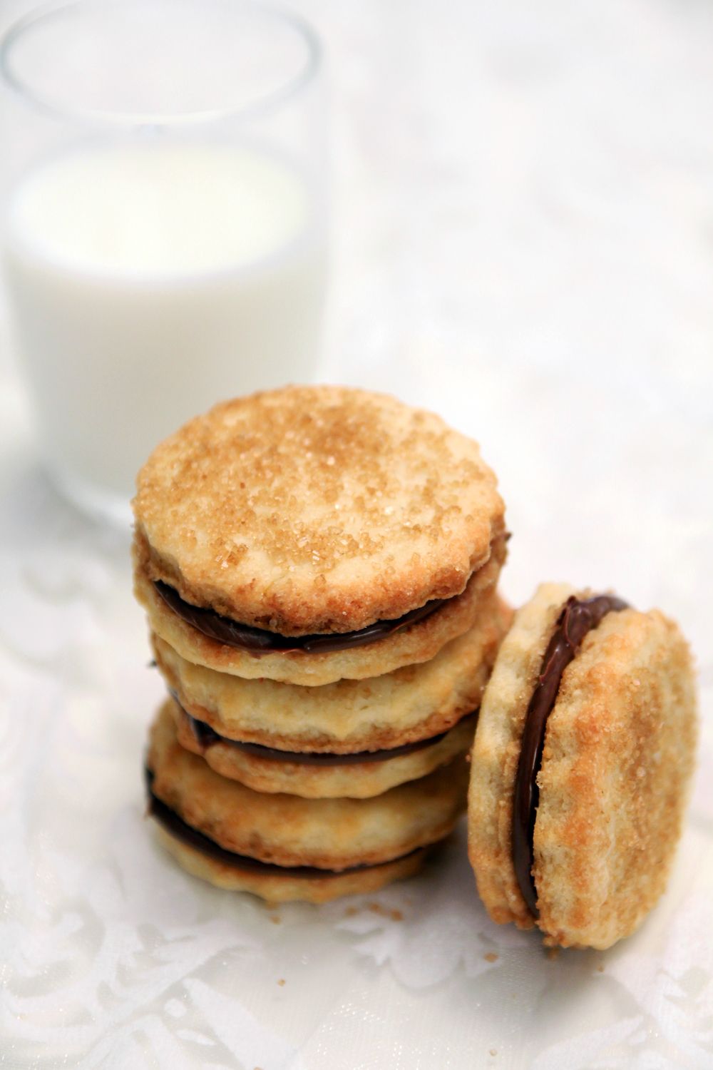 Almond Sandwich Cookies with Chocolate Filling
