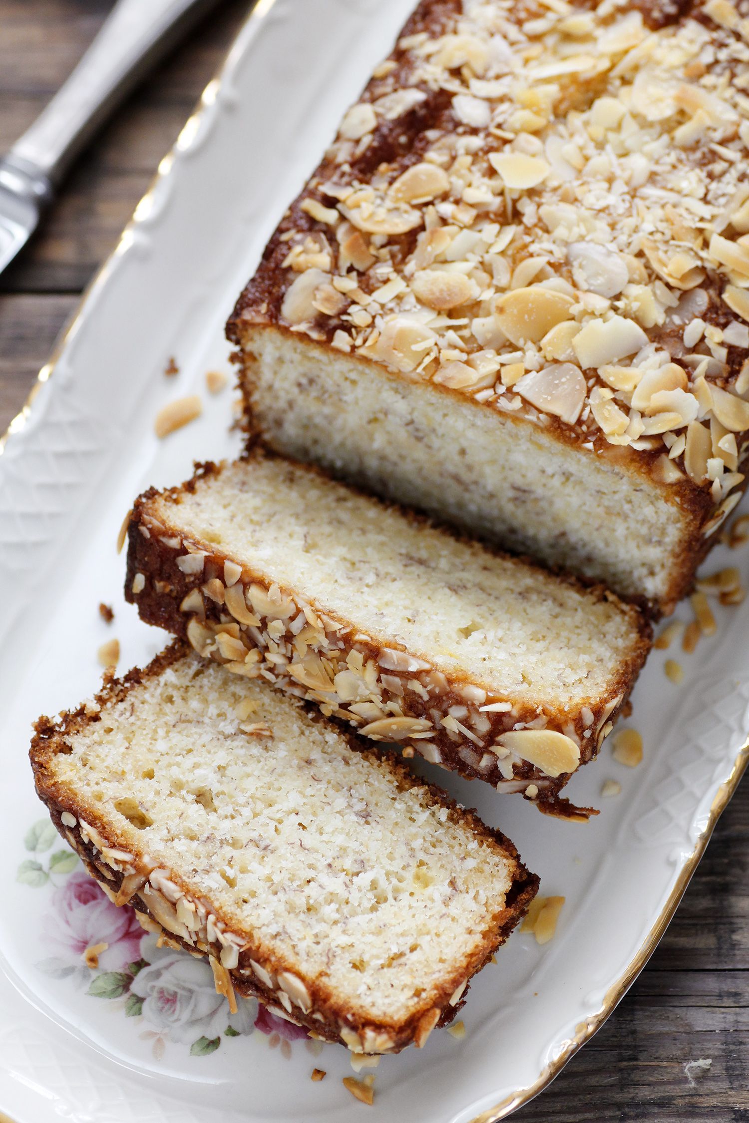 Banana Bread with Rum and Coconut Banana Bread with Rum and Coconut