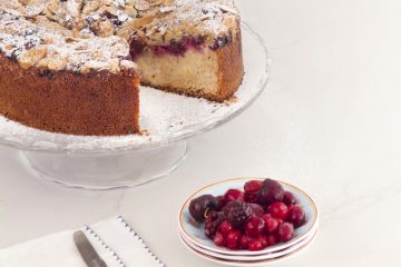 berries_and_crumble_cake-square1-s