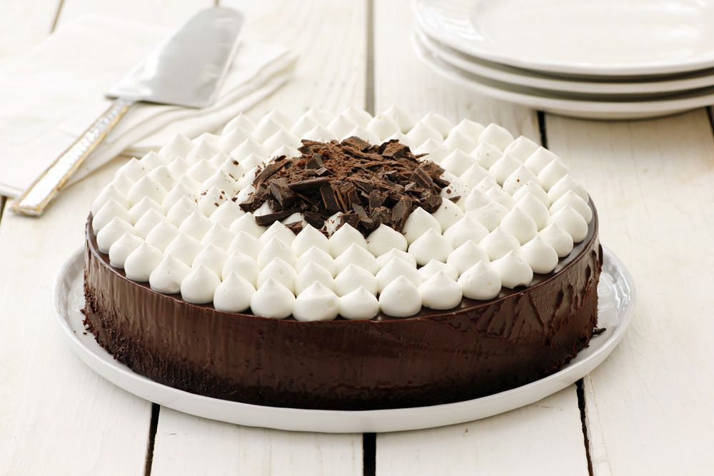 Easy Chocolate Cake with Whipped Cream 