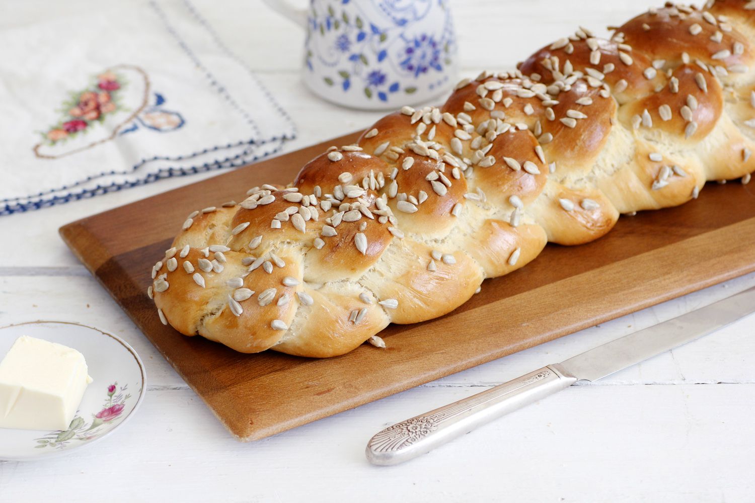 5 Ingredients Soft Challah