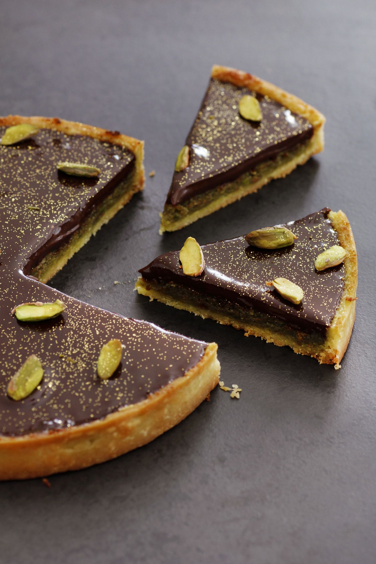 Pistachio Chocolate Pie | Photo: Natalie Levin