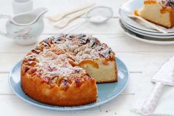 apricot_marzipan_cake2-s