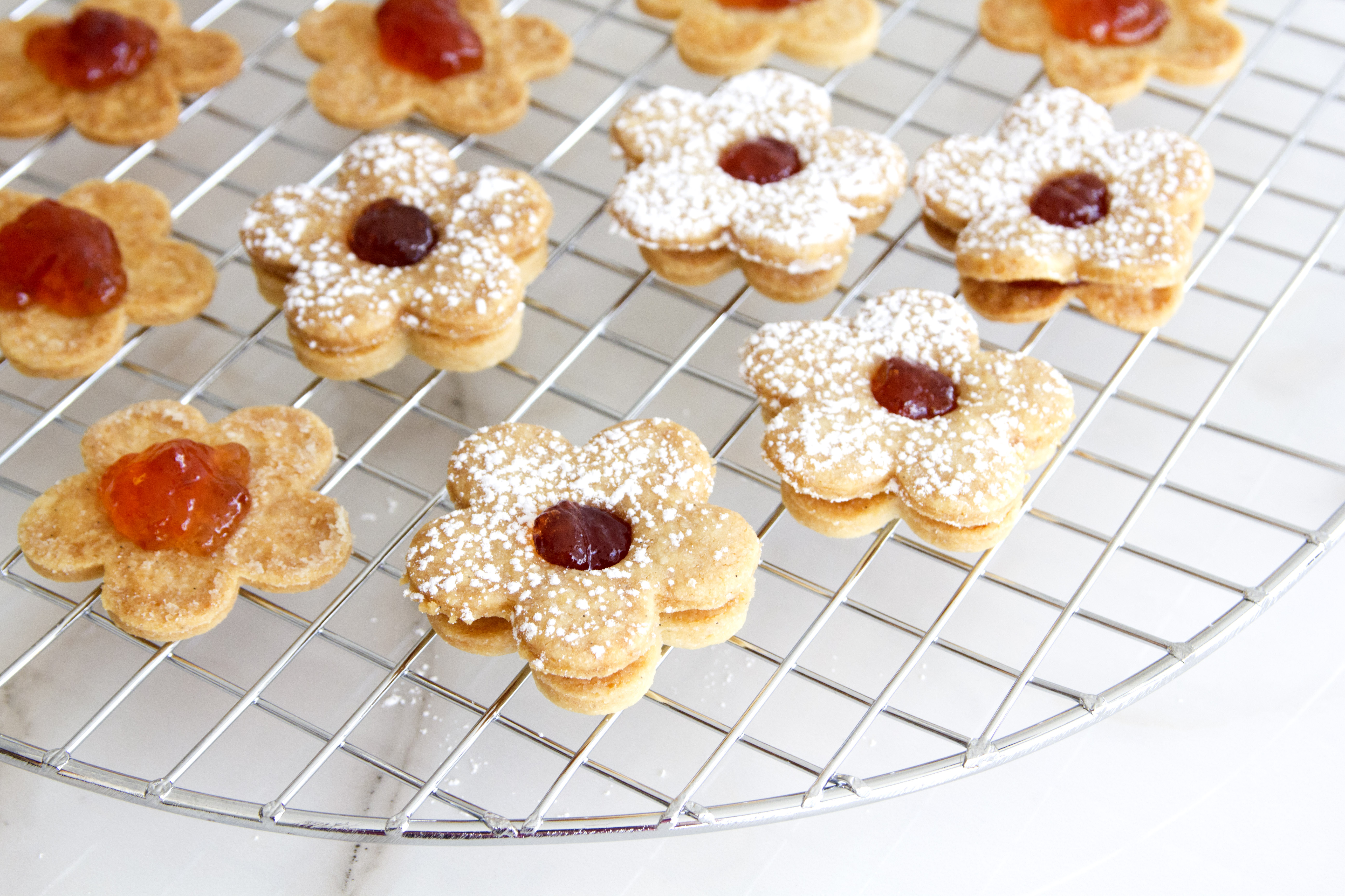 Jam Linzer Cookies