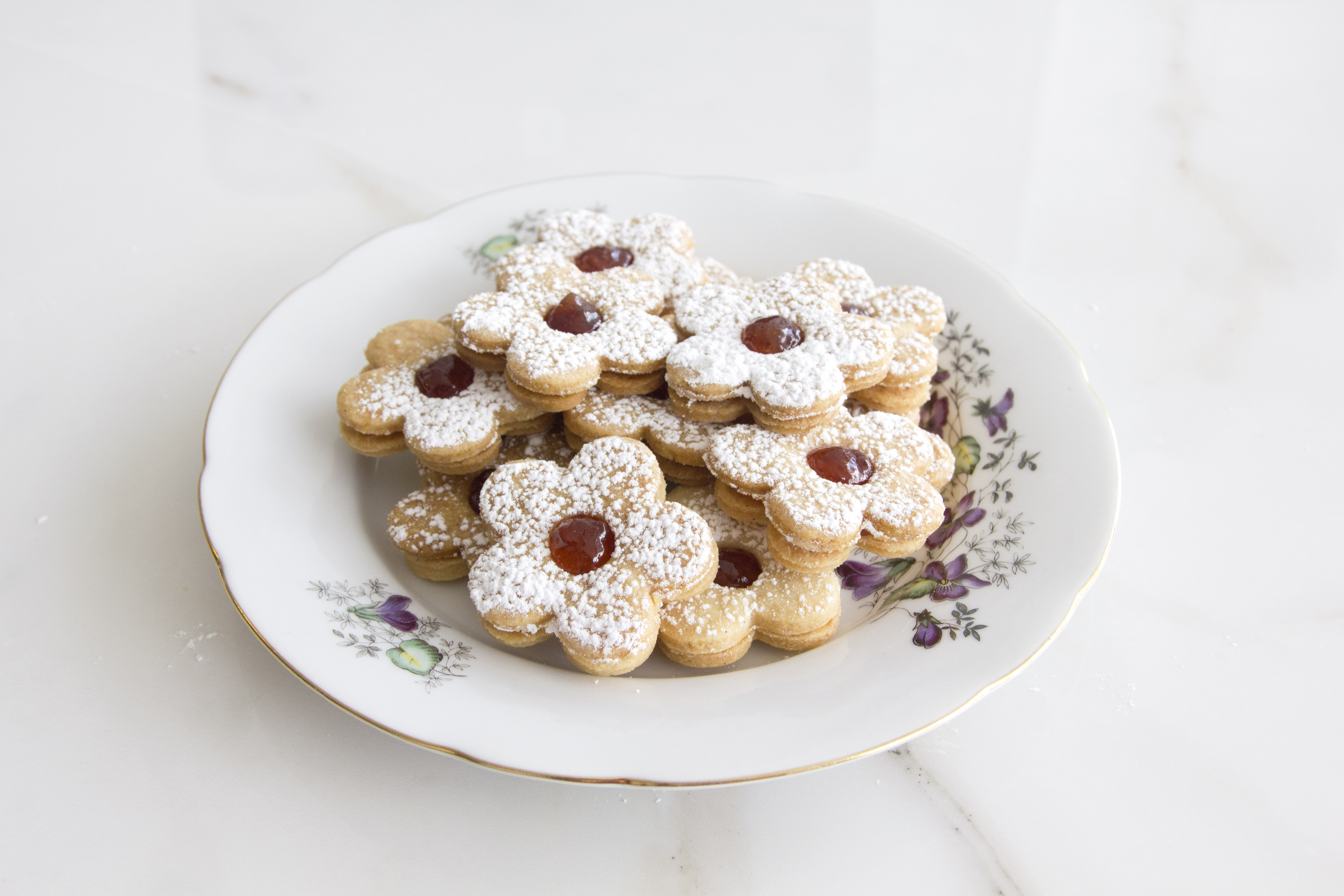 Jam Linzer Cookies