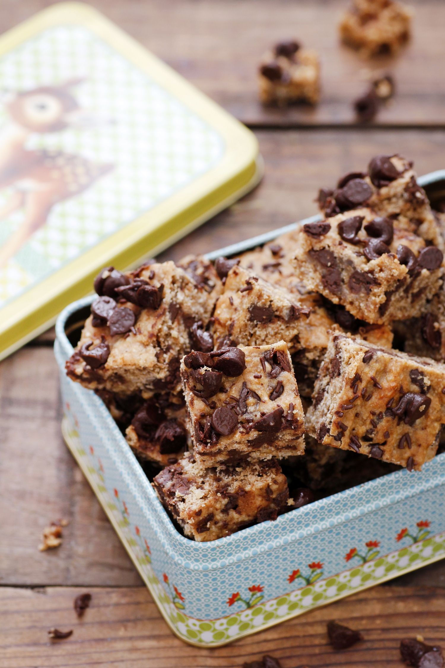 Chocolate Chip Banana Bars with Peanut Butter