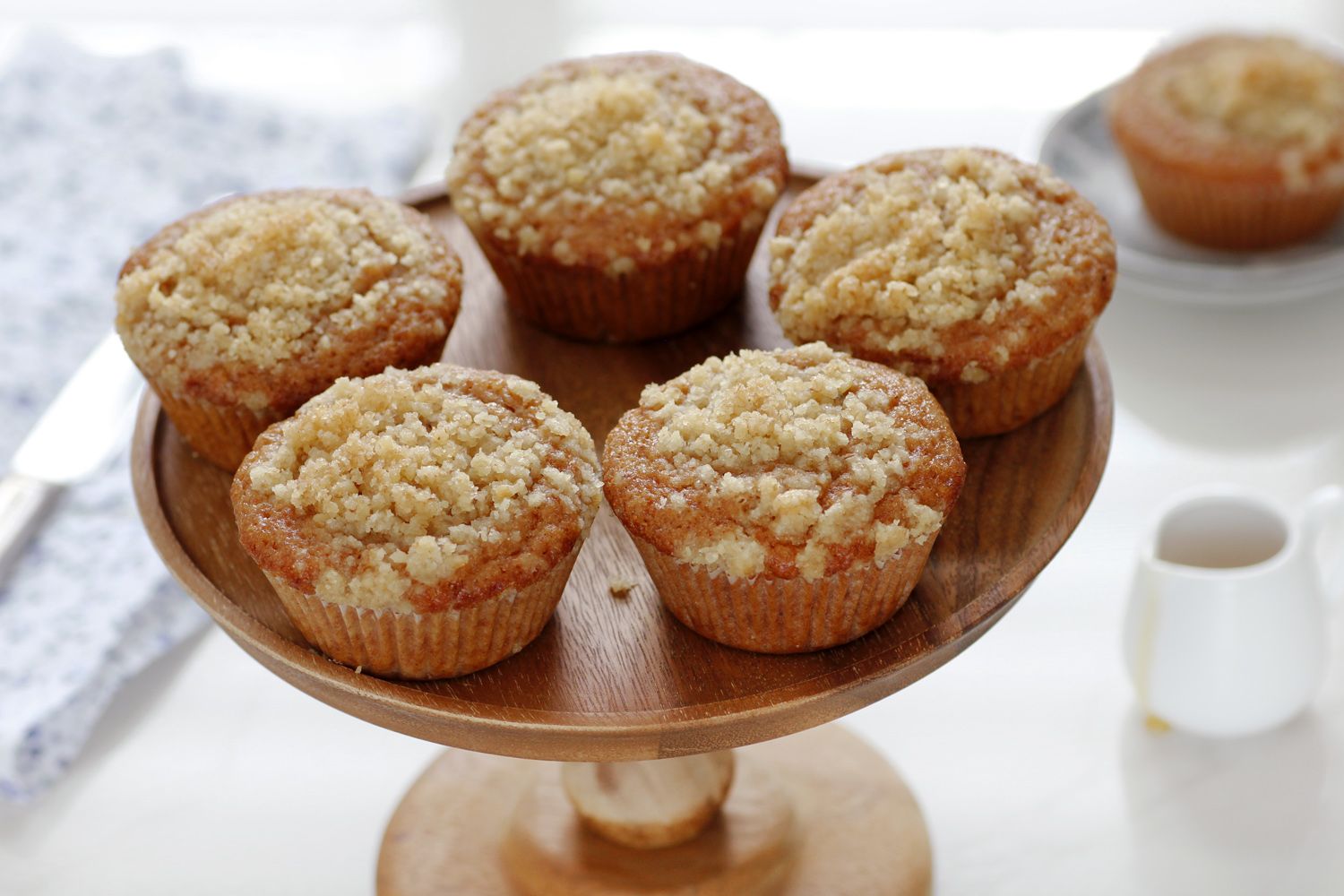 Honey Muffins with Streusel