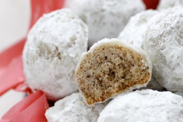 pecan_snowball_cookies2-s