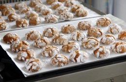 almond_maple_crinkle_cookies-s