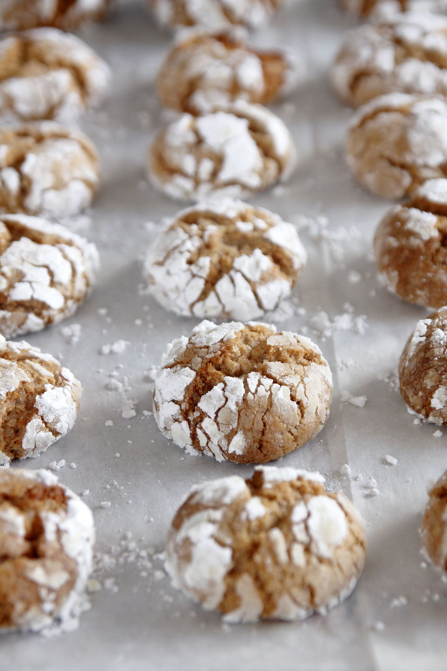 Almond Crinkle Cookies