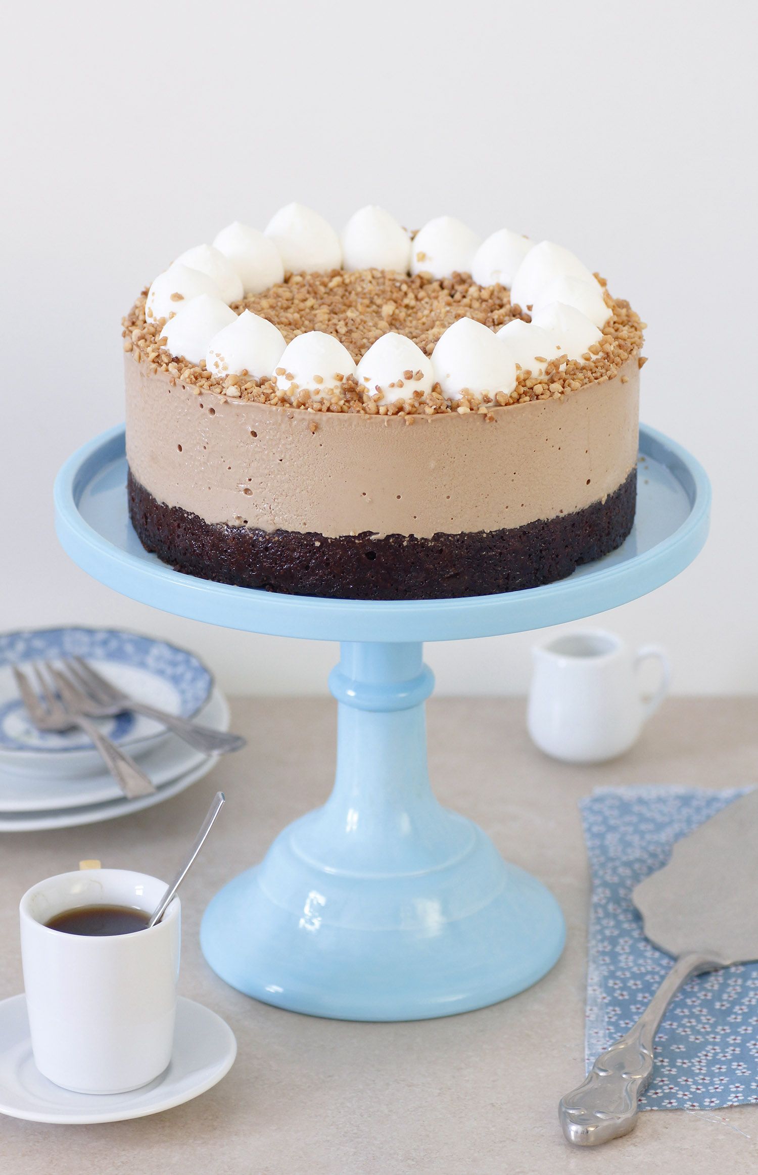Coffee Mousse Cake with Chocolate and Hazelnuts Coffee Mousse Cake with Chocolate and Hazelnuts
